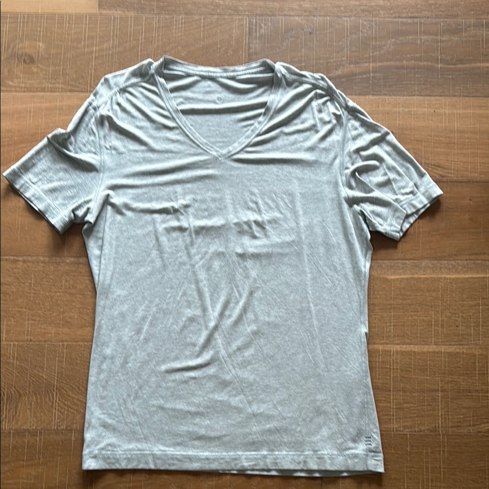 Lululemon Athletica Gray Fitted Short Sleeve T-Shirt